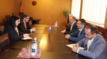 Քննարկվել  է Արարատի մարզի և Նիդերլանդների տարբեր շրջանների միջև մի շարք ոլորտներում համագործակցությունը