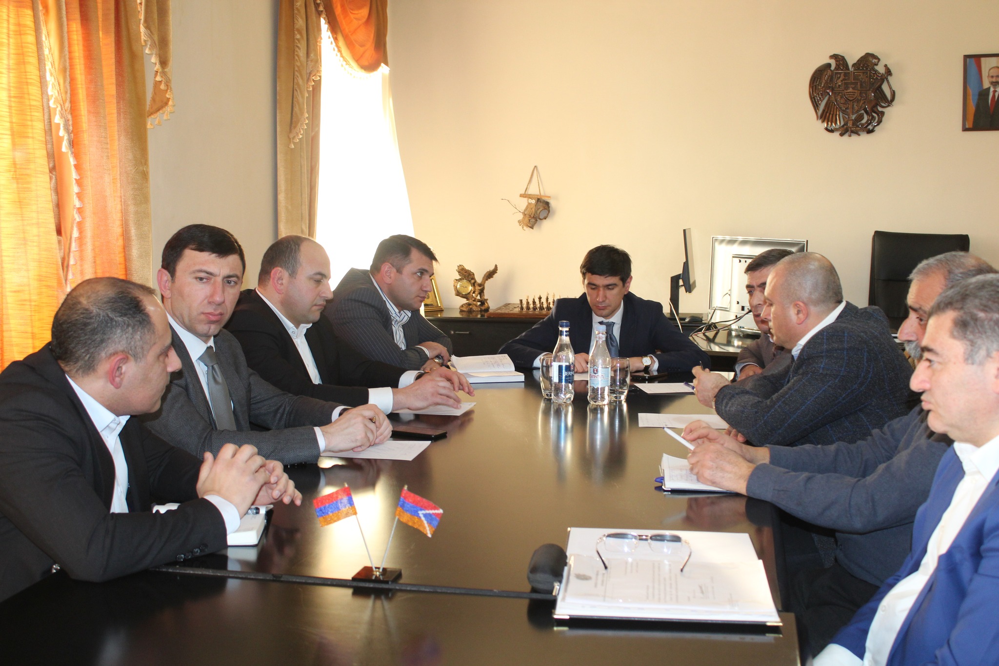 Արագածոտնի մարզպետը տեսչական մարմինների ղեկավարներին հանձնարարել է ուժեղացնել տարբեր ոլորտների վերահսկողությունը