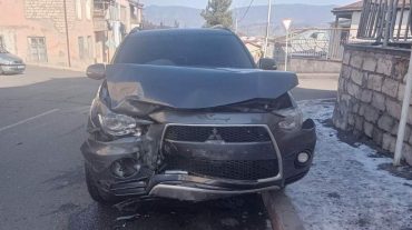 Ստեփանակերտում մեքենաներ են բախվել. կան տուժածներ