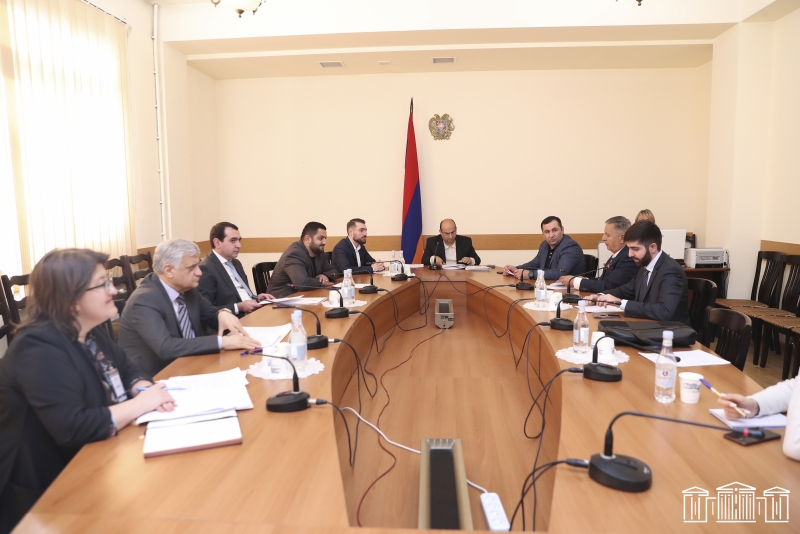 Կառավարության նախաձեռնություններն արժանացել են գլխադասային հանձնաժողովի հավանությանը