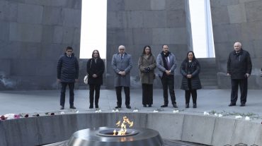 Հայաստան-Մեքսիկա բարեկամական խմբի անդամներն այցելել են Ծիծեռնակաբերդի հուշահամալիր