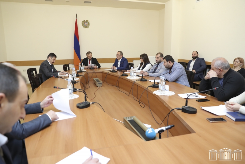 Վարկերը, բնակարանային հիպոտեկային կրեդիտները և այլ միջոցներն առաջարկվում է տրամադրել միայն ՀՀ դրամով. օրենսդրական նախաձեռնություն