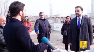Տիգրան Ավինյանը կենդանասերների հետ քննարկել է թափառող շների հետ կապված խնդիրները