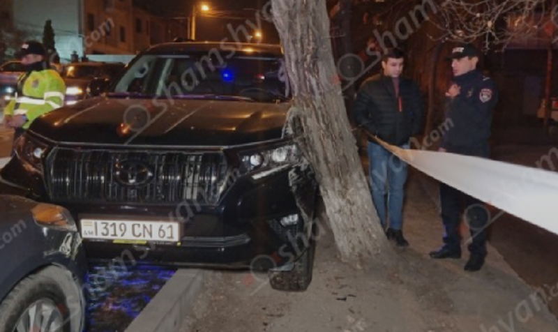 Ողբերգական դեպք Երևանում. Toyota Land-ը վարելիս ԱՄՆ-ում Հայաստանի նախկին փոխդեսպանի մոտ սրտի կանգ է գրանցվել