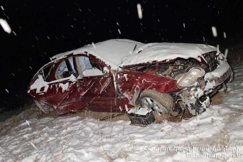 «Mercedes-Benz»-ը գլորվել է ձորը. չորս ուղևորներից երկուսի կյանքը փրկել չի հաջողվել
