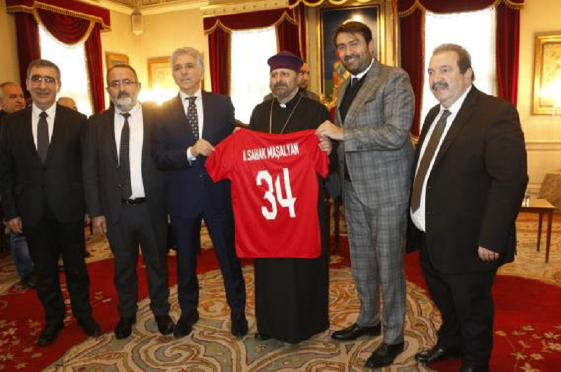 Թուրքիայի ֆուտբոլի ֆեդերացիան Պոլսի հայոց պատրիարքին հրավիրել է Հայաստան-Թուրքիա խաղին