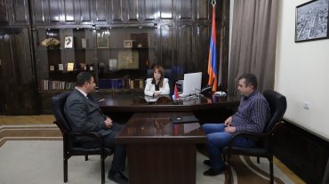 Շիրակի մարզպետը Անիի ղեկավարի պաշտոնակատարի հետ հանդիպմանը կարևորել է համագործակցված աշխատանքն ու թերացումների բացառումը