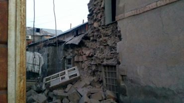 Երևանի Ռոստովյան փողոցի տներից մեկը մասնակի փլուզվել է․ կրկին փլուզման վտանգ կա 