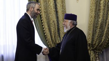 Չեխիայի նորանշանակ դեսպանը Ամենայն Հայոց Կաթողիկոսի հետ հանդիպմանը պատրաստակամություն է հայտնել աջակցելու գերիների վերադարձման հարցում