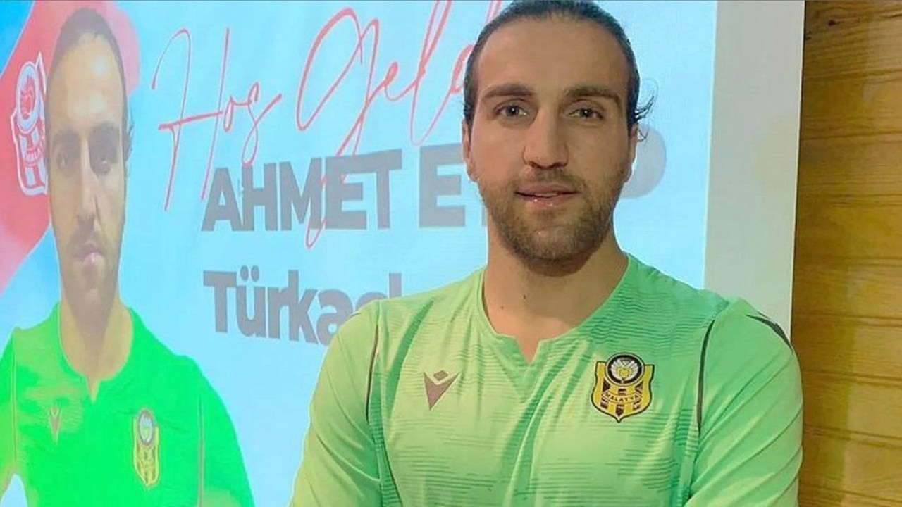 Փլատակներից դուրս են բերել թուրք ֆուտբոլիստի անշնչացած մարմինը