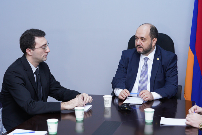 Արայիկ Հարությունյանը ներկայացրել է Կրթության տեսչական մարմնի նորանշանակ ղեկավարին
