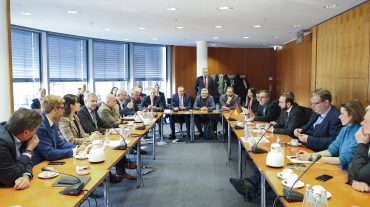 Արարատ Միրզոյանը հանդիպել է Բունդեսթագի հանձնաժողովների ավագ պատգամավորների հետ