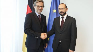 Միրզոյանի և Յենս Պլյոտների հանդիպման ընթացքում քննարկվել է Ադրբեջանի կողմից Լաչինի միջանցքի արգելափակումն անհապաղ վերացնելու կարևորությունը