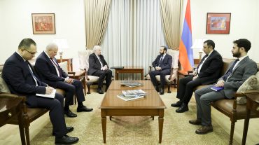 Միրզոյանն ու Խովաևն անդրադարձել են ՀՀ-ի և Ադրբեջանի միջև հարաբերությունների կարգավորման գործընթացի վերջին զարգացումներին