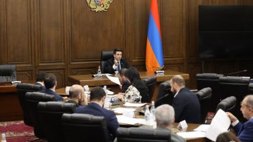 Ալեն Սիմոնյանի նախագահությամբ կայացել է ԱԺ խորհրդի նիստը