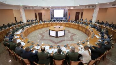 ՊՆ վարչական համալիրում տեղի է ունեցել հավաք-խորհրդակցություն