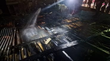 Հրդեհ է բռնկվել Երևանի Հաղթանակ թաղամասում գտնվող անասնագոմում