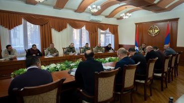 Ռուբեն Վարդանյանի ղեկավարությամբ տեղի ունեցած  Օպերատիվ շտաբի նիստում մի շարք հրատապ հարցեր են քննարկվել