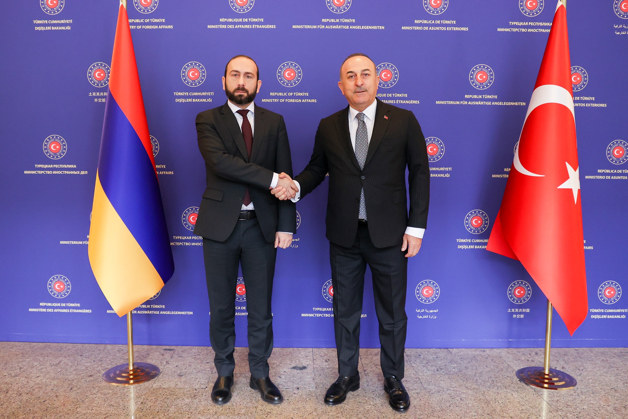 Ունենք համաձայնություն՝ համատեղ ջանքերով վերանորոգել Անիի կամուրջը․ Միրզոյան