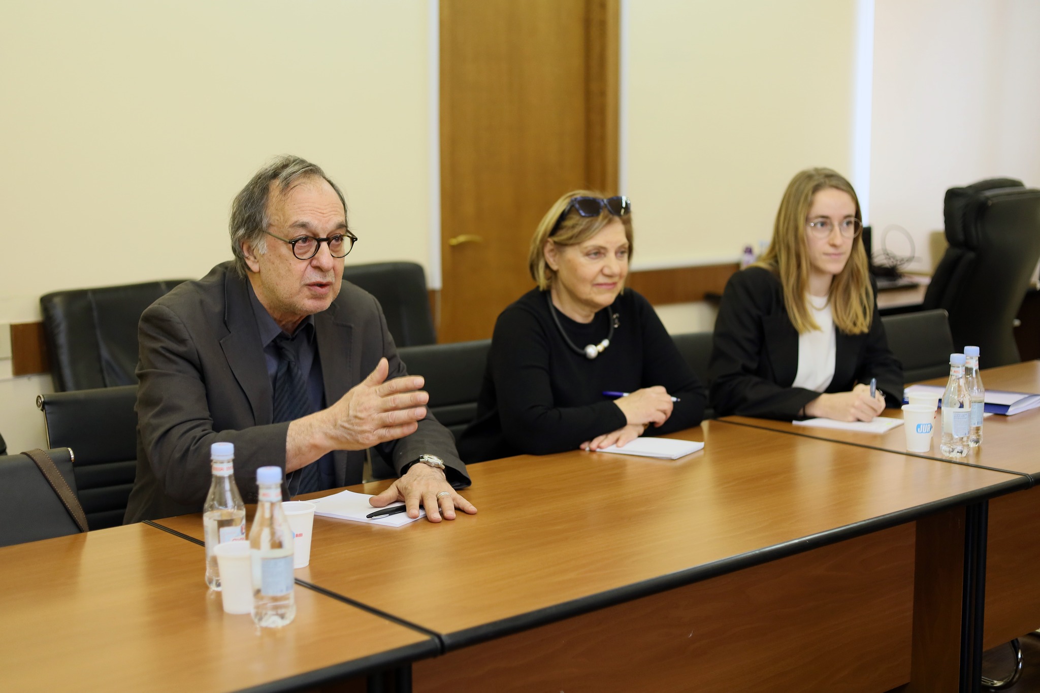 Ֆրանսիական զարգացման գործակալության ներկայացուցիչների հետ քննարկվել են արդյունավետ գյուղատնտեսություն կազմակերպելու հարցերը