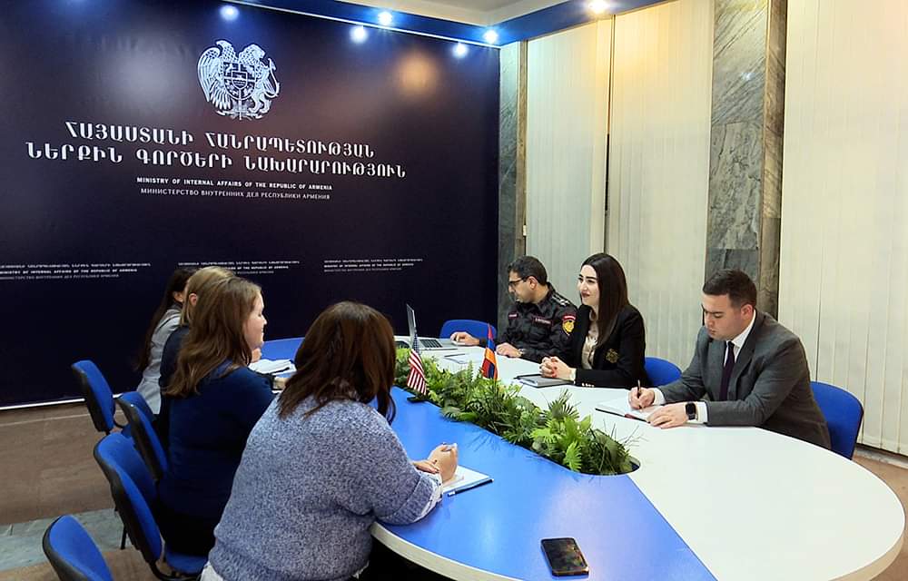 ՆԳ նախարարի տեղակալն ընդունել է ԱՄՆ դեսպանատան ԹՊԻՀ ծրագրի ղեկավարին