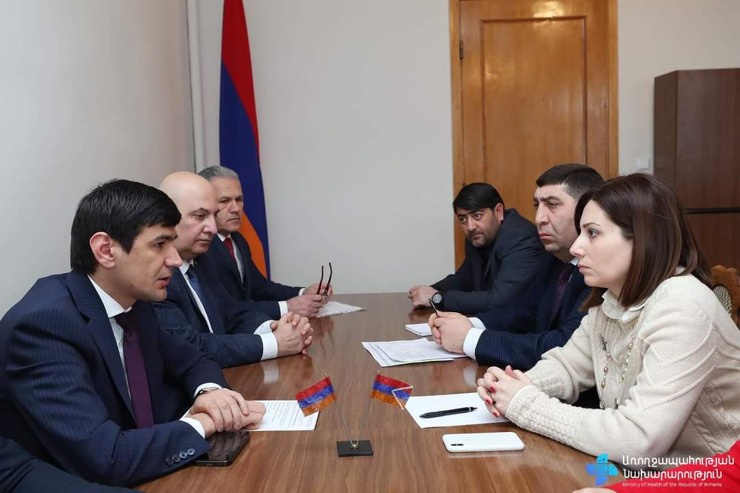 Անահիտ Ավանեսյանը խորհրդակցություն է անցկացրել Արագածոտնի մարզի ԲԿ-ների տնօրենների հետ