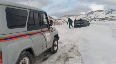 Փրկարարներն արգելափակումից դուրս են բերել 8 ավտոմեքենա