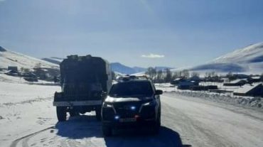 Բեռնատարը մերկասառույցի պատճառով թեքվել և միակողմանի փակել է ավտոճանապարհը