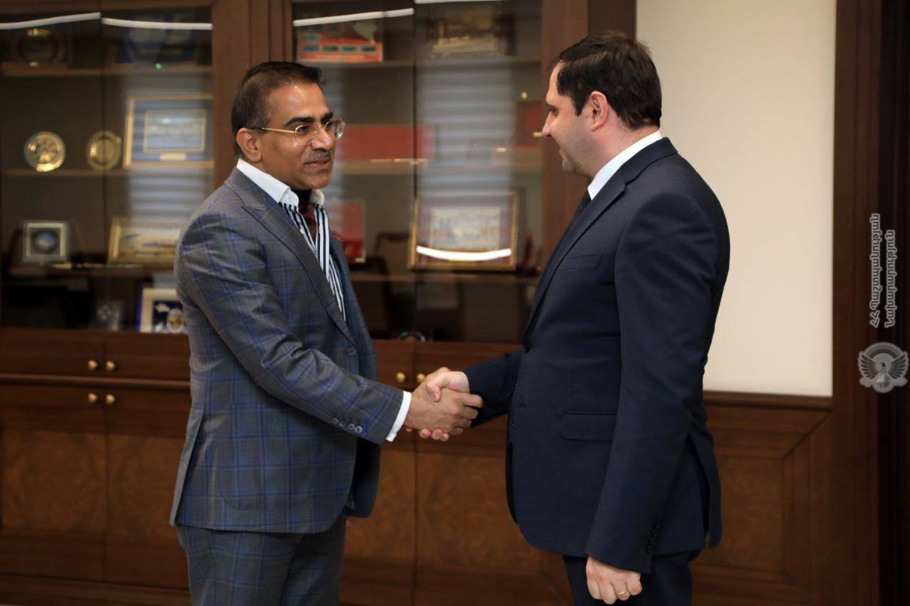 Պաշտպանության նախարարն ընդունել է Հնդկաստանի դեսպանին