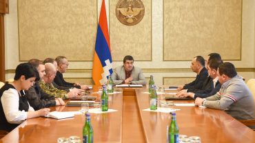 Արցախի ԱԽ նիստում քննարկվել է Լաչինի միջանցքի շրջափակման հետևանքով հանրապետությունում ստեղծված հումանիտար իրավիճակը