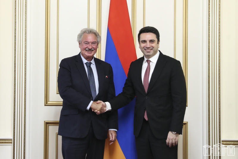 Ալեն Սիմոնյանը և Լյուքսեմբուրգի ԱԳ նախարարը քննարկել են տարածաշրջանի անվտանգային իրավիճակին առնչվող հարցեր