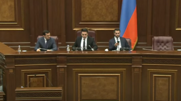 ԱԺ-ն շարունակում է հերթական նիստի աշխատանքները