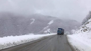 Բքի և ցածր տեսանելիության պատճառով Սևանի թերակղզուց մինչև Դիլիջանի թունելի սկզբնամաս դժվարանցանելի է