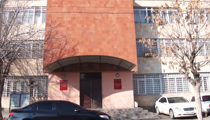 Պատշգամբի չկողպված դռնից ապօրինի մուտք էր գործել Ջրափի գյուղի տներից մեկն ու գողություն կատարել