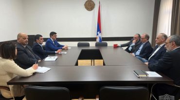 Արցախի ԱԳ նախարարը հանդիպել է ՀՀ և ԱՀ նախկին արտգործնախարարներին