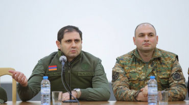 ՀՀ պաշտպանության նախարարը հանդիպել է «Պաշտպան հայրենյաց» ծրագրի շահառուների հետ