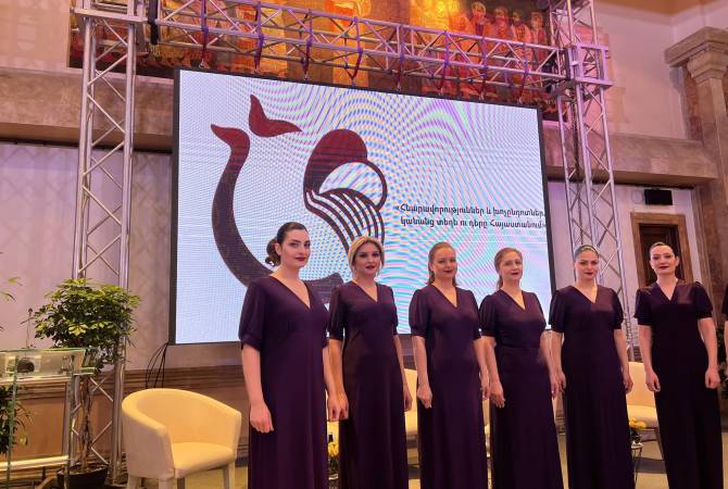 Աննա Հակոբյանը ելույթ է ունեցել «Հնարավորություններ եւ խոչընդոտներ. Կանանց տեղն ու դերը Հայաստանում» խորագրով համաժողովի ժամանակ