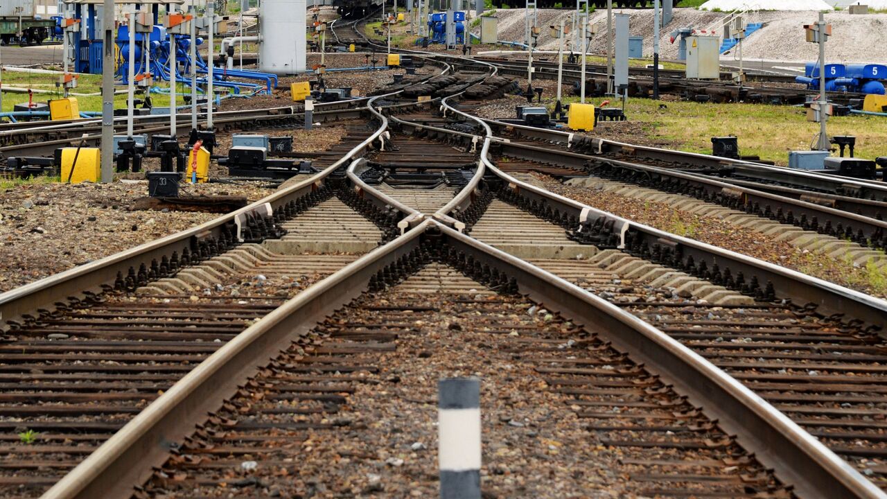 Արիզոնայում վտանգավոր նյութեր տեղափոխող գնացքը դուրս է եկել ռելսերից