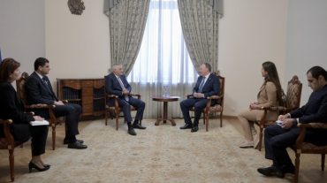 Փոխվարչապետ Մհեր Գրիգորյանն ընդունել է Եկատերինբուրգի քաղաքապետ Ալեքսեյ Օրլովին