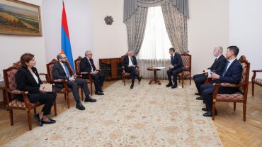 Փոխվարչապետ Մհեր Գրիգորյանն ընդունել է Ղազախստանի դեսպանին