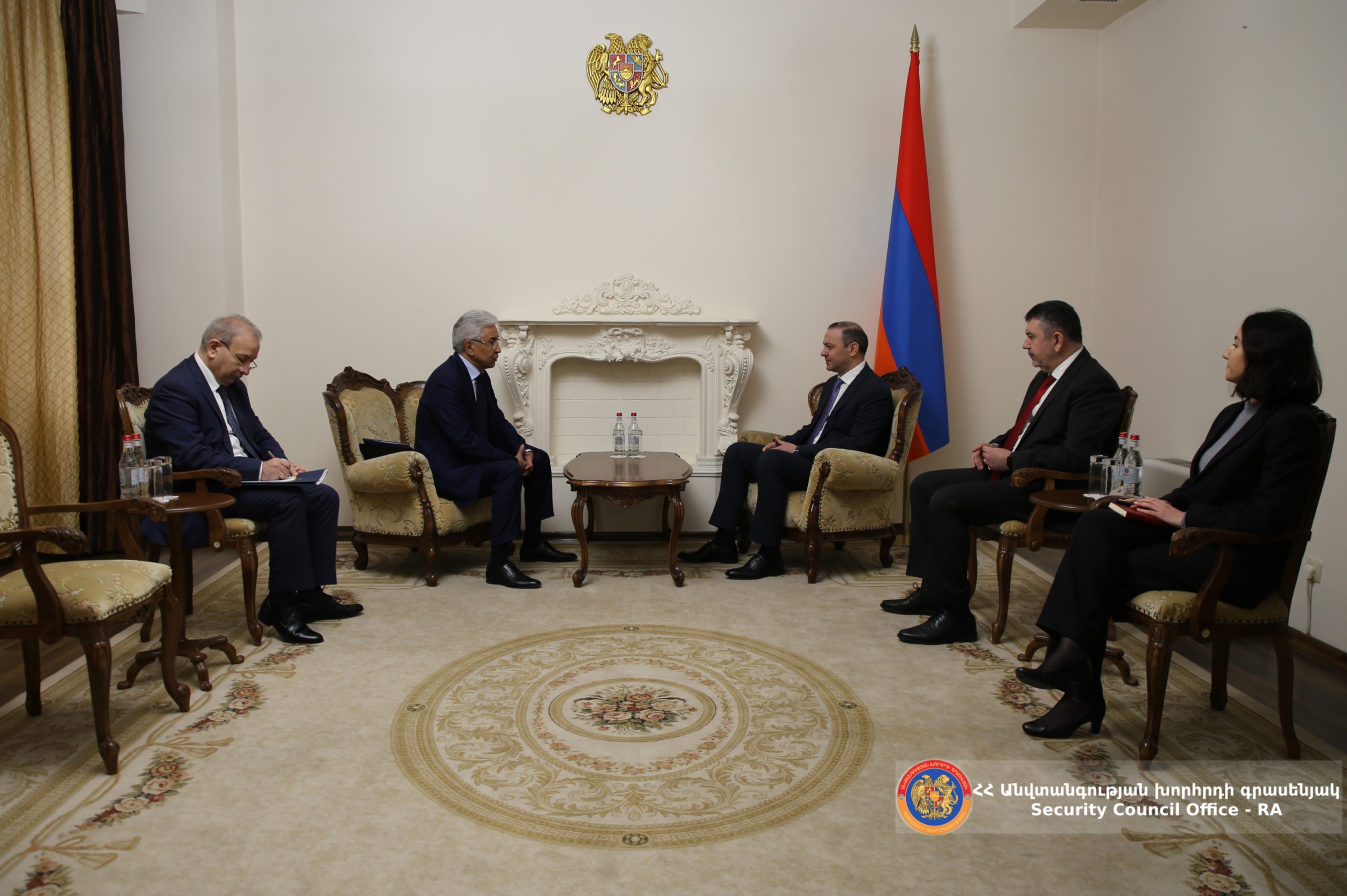 ԱԽ քարտուղարը ՀԱՊԿ գլխավոր քարտուղարին է ներկայացրել հայ-ադրբեջանական սահմանին տիրող իրավիճակը