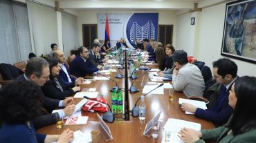 Վահան Քերոբյանը հանդիպել է միջազգային դոնոր կազմակերպությունների ներկայացուցիչների հետ