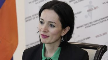Այսօր ԼՂ-ում բազմաթիվ կանայք ցույց են տալիս դիմացկունության ու խիզախության այնպիսի որակներ, որ բոլորիս կարող են օրինակ ծառայել. Ժաննա Անդրեասյան