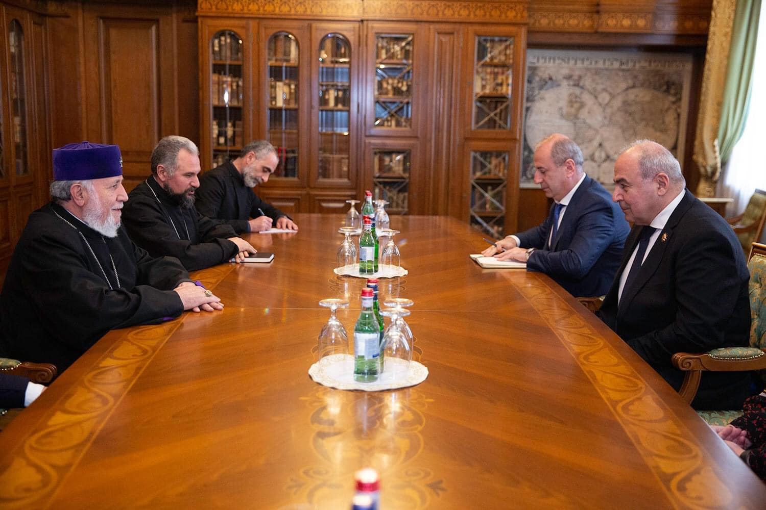 Ամենայն Հայոց Կաթողիկոսն ընդունել է ՀՀ-ում Վրաստանի Հանրապետության նորանշանակ դեսպանին