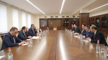 Պապիկյանը ՆԱՏՕ-ի նախկին գլխավոր քարտուղարին ու «Ռասմուսեն Գլոբալ»-ի նախագահին է ներկայացրել տարածաշրջանի վերջին զարգացումները