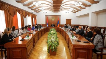 Քննարկվել են շրջափակման պայմաններում Արցախի առողջապահական ոլորտի առջև ծառացած մի շարք հրատապ խնդիրներ