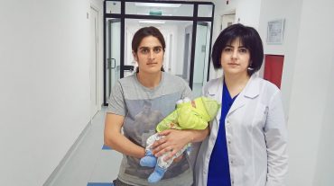 Լույս աշխարհ է եկել Հադրութի շրջանից ​տեղահանված երիտասարդ ընտանիքի 8-րդ երեխան