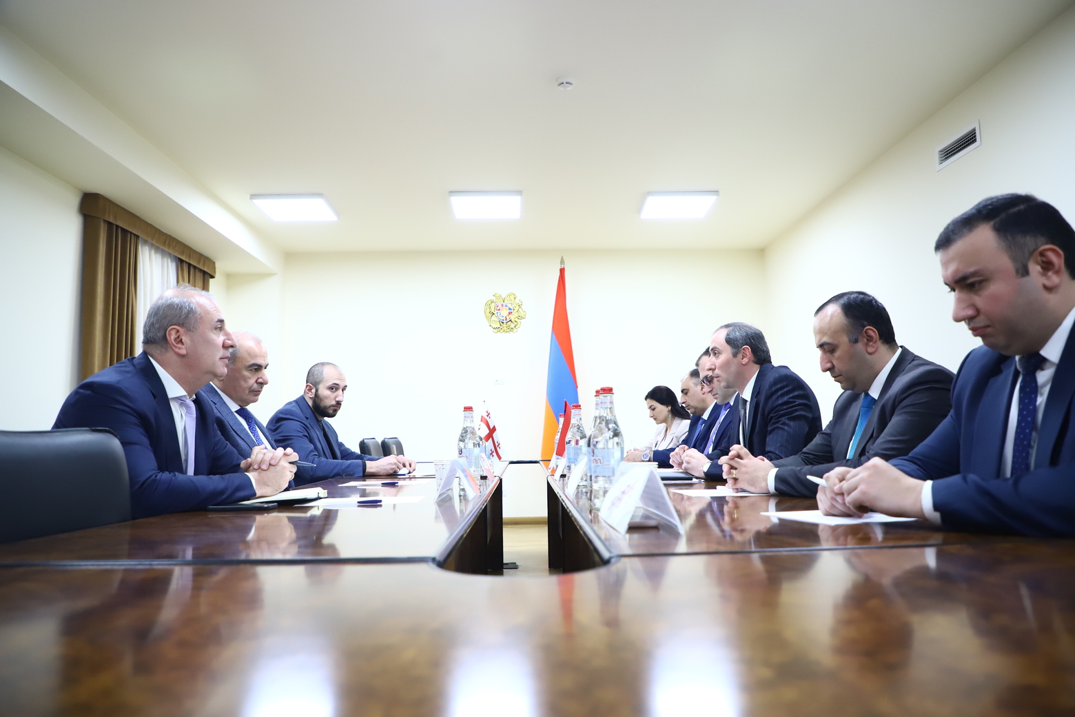 Նախարար Ռոբերտ Խաչատրյանը և Վրաստանի դեսպան Գիորգի Շարվաշիձեն քննարկել են ոլորտային համագործակցության հարցերի լայն շրջանակ