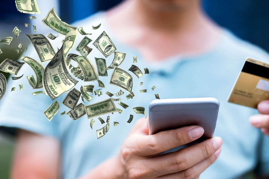 Բլոգեր-միլիոնատերերի բաժանորդները «էժան» iPhone-ով խաբեբաների զոհ են դարձել