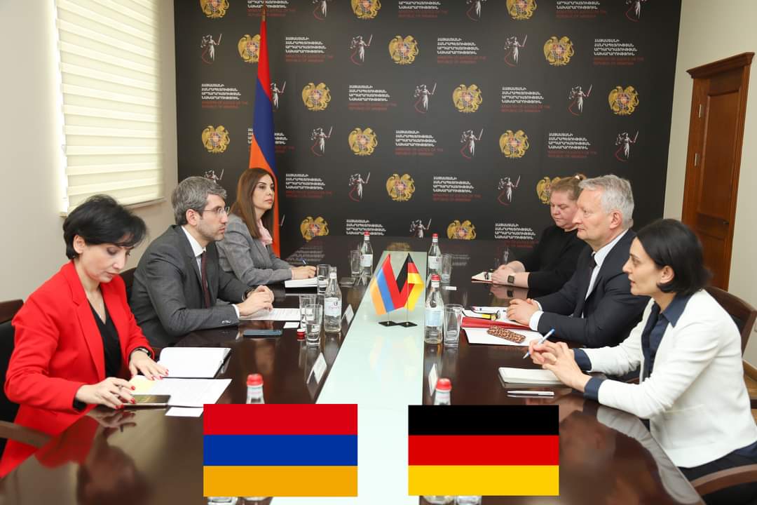 Գրիգոր Մինասյանը Գերմանիայի արտակարգ և լիազոր դեսպանի հետ քննարկել է իրավական փոխօգնության ոլորտների վերաբերյալ հարցեր